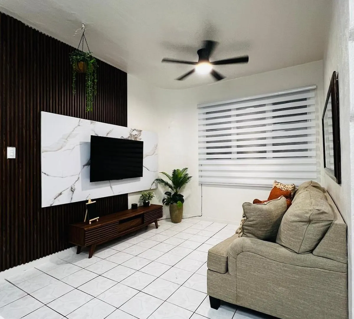Apartment In San Juan Pal Mar contacts
